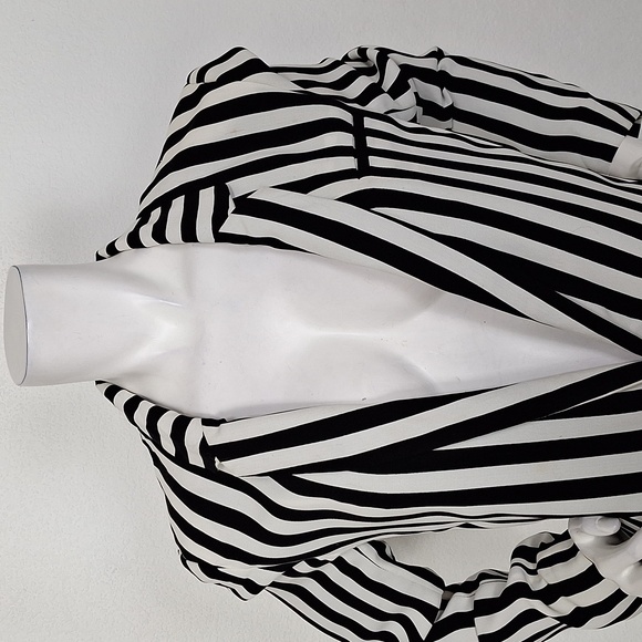 Silence + Noise NWOT Black White Striped One Button Retro Blazer Jacket Size M - Picture 3 of 13